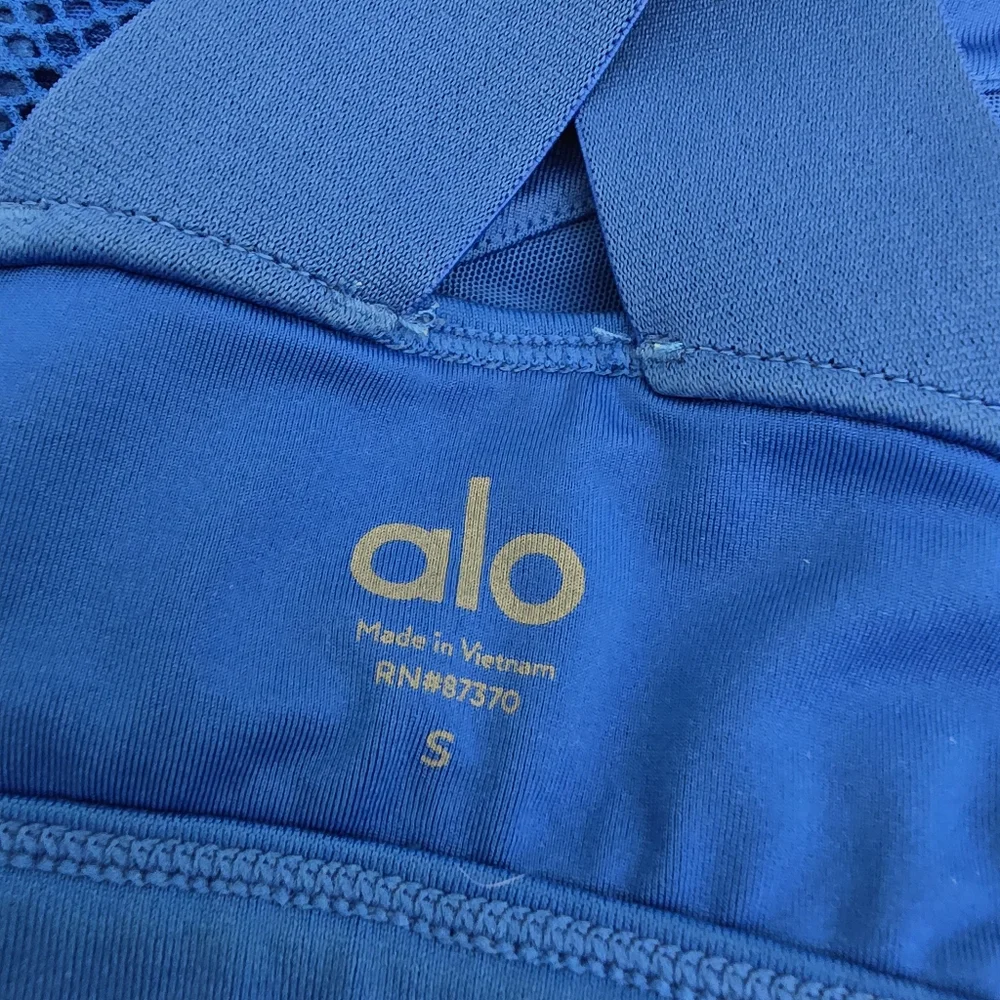 ALO Yoga size small
